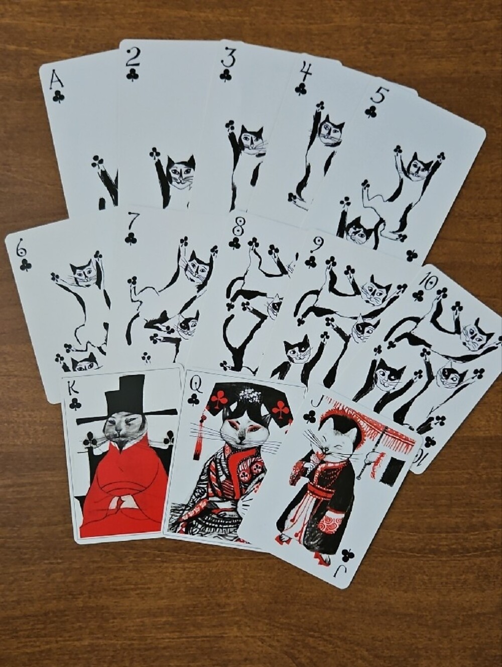 Kitten Club Playing Cards - Picture 7 of 8